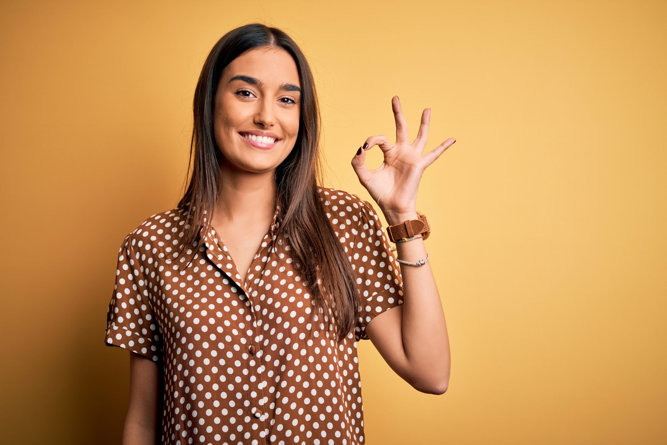 4 motivos para ponerte carillas dentales y conseguir la sonrisa de tus sueños