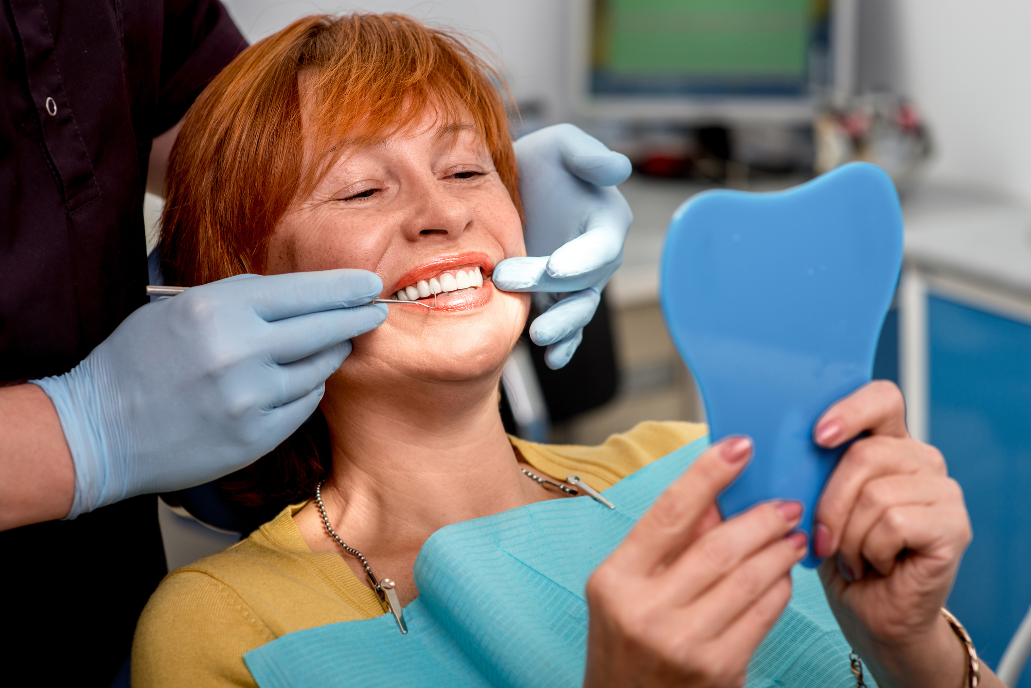 Prótesis o Implantes Dentales: ¿Cuál elegir?